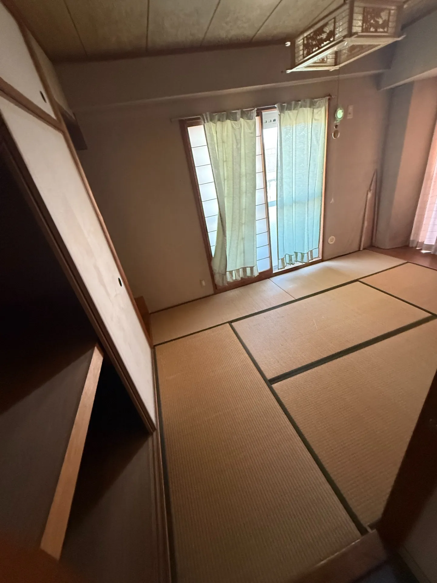 【YRCの事例】愛知県名古屋市の遺品整理 4LDK/2tトラック×2台、軽トラック×2台